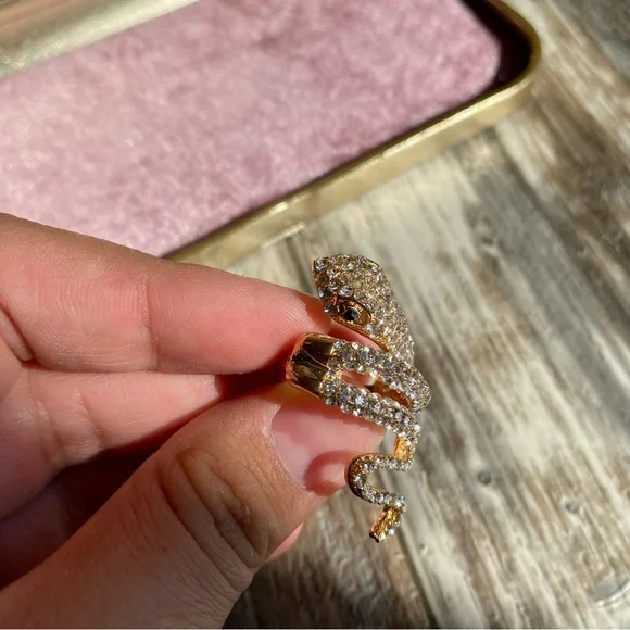 Woman’s Gold ring snake diamonds elastic band - Picture 6 of 12